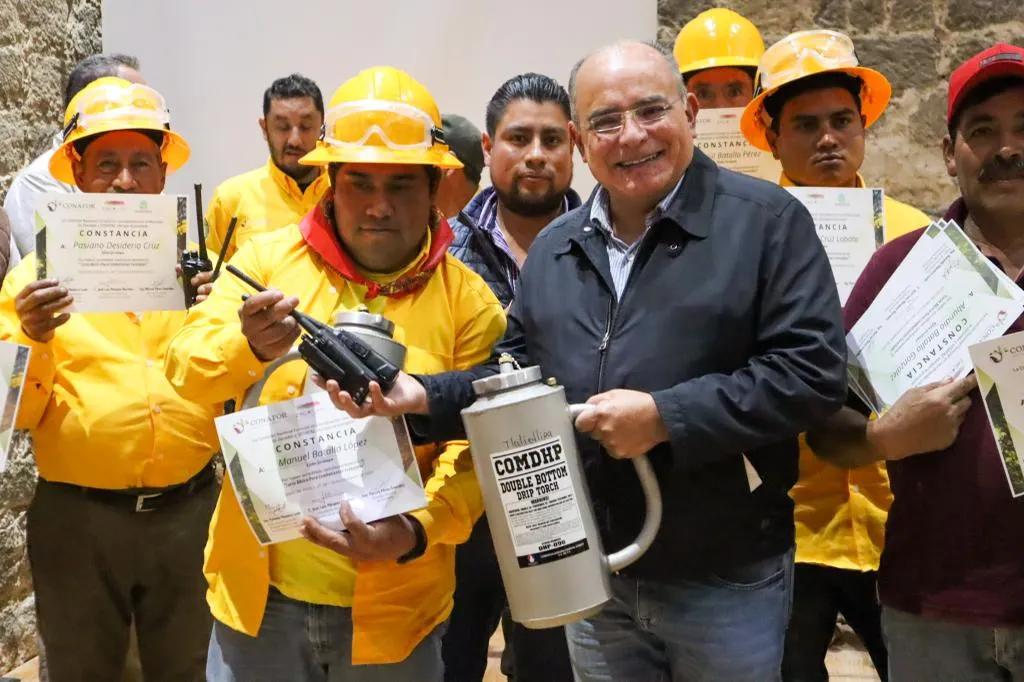 Por el cuidado de su medio ambiente, Zacatlán obtiene recursos para brigadas de atención a incendios forestales