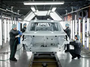 En 5 años México alcanzará producción de 5 millones de autos: Ford
