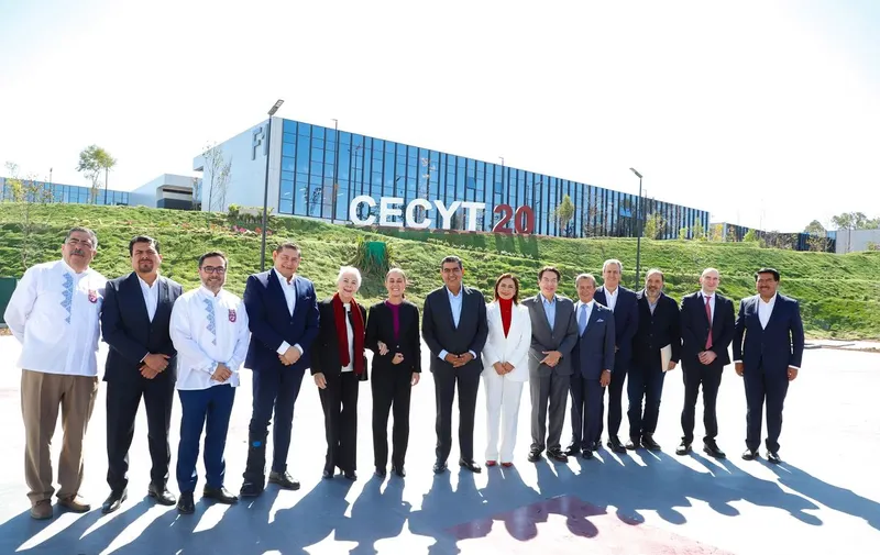 sheinbaum-cespedes-cecyt-20
