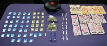 Hombre es detenido con 67 dosis de posible droga