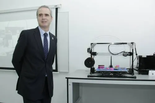 Baños Ardavín inaugura el laboratorio U.fab en la Upaep