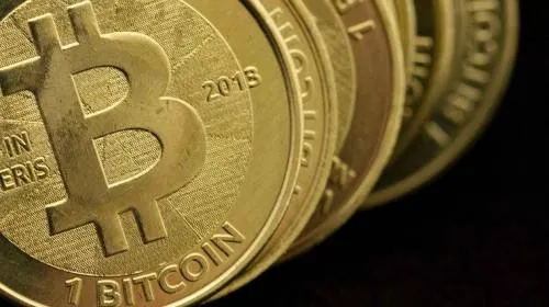 Bitcoin roza los 18,000 dólares en su debut en Chicago