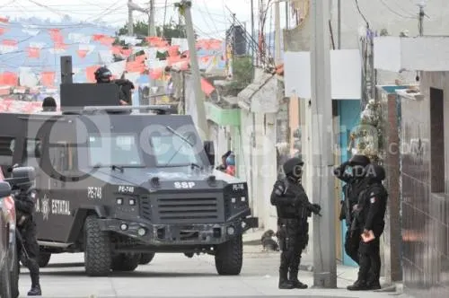 Catean inmuebles que fungían como casas de seguridad del “Comandante 30” en Xonacatepec