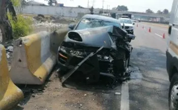 Dos personas resultan lesionadas tras choque en la autopista Puebla-México