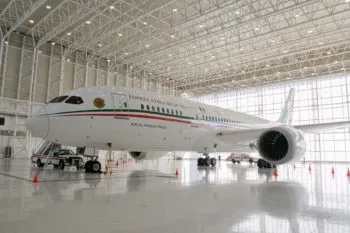 El cuento del avión 4 años después