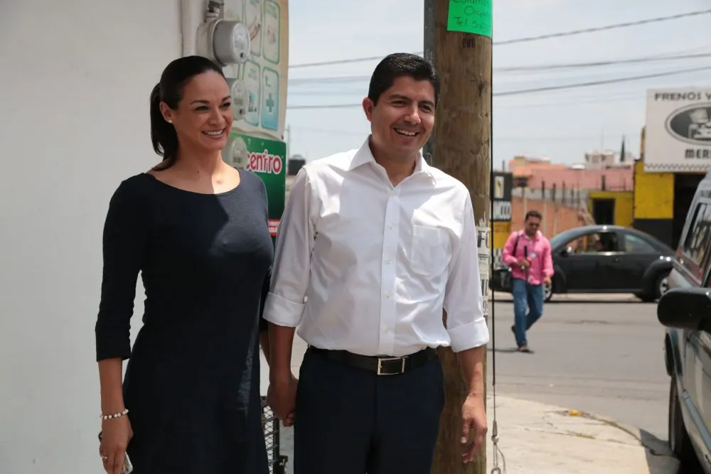 Panistas acusan “chantaje y manipulación” de Eduardo Rivera para lograr candidatura
