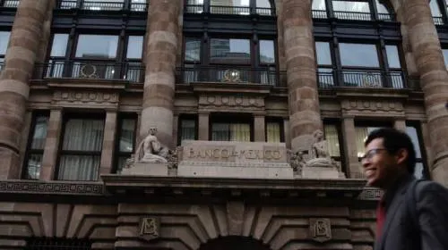 Analistas de Banxico bajan a 3.98% su pronóstico de inflación para 2018