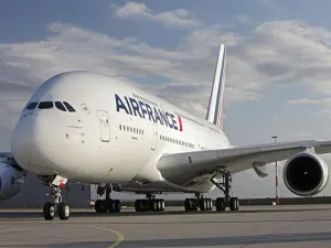Air France despedirá a dos mil 900 empleados