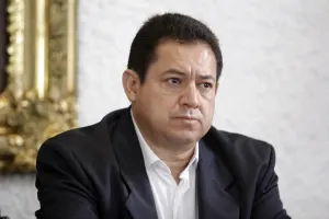 Aseguran a diputado priista al hacer campaña a favor de Alcalá