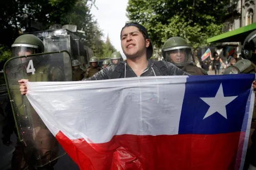 Piñera levanta el estado de emergencia en Chile