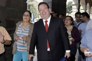 Eukid Castañón candidatea a Tony Gali
