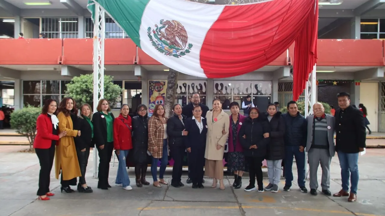 Ceremonia cívica escuela primaria Eugenio Garza Sada