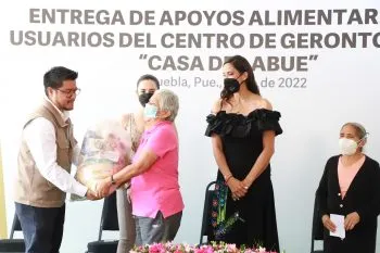 Atiende SEDIF necesidades alimentarias de personas adultas mayores