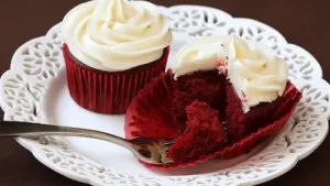 Estudiante víctima de bullying regala “cupcakes” especiales a sus agresores