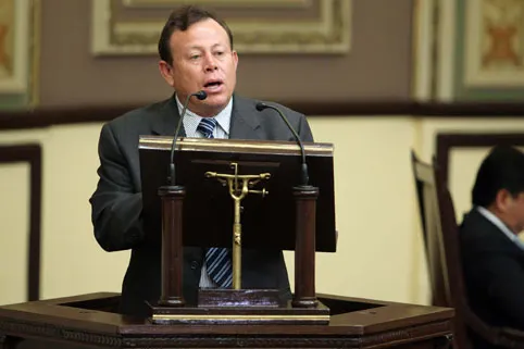 David Espinosa rechaza redistritación