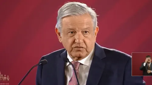 Iremos sobre quienes hagan fraude electoral, aunque sean ‘compañeros de lucha’, advierte Obrador