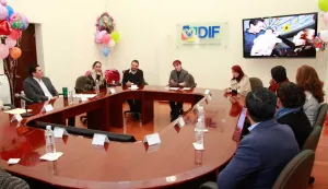 Integra Sistema Estatal DIF a 3 niñas a hogares adoptivos