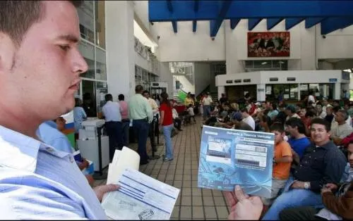 Un millón 852 mil 447 pagaron refrendo vehicular 2018 a tiempo: Sepaf