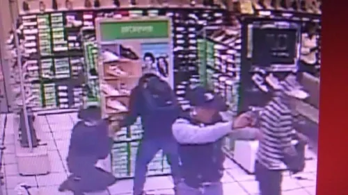Empistolados asaltan Coppel de Xilotzingo… ¡Otra vez!