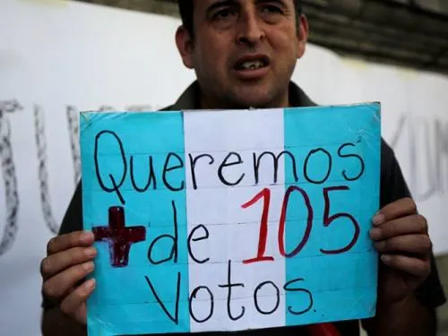 Arranca debate para desaforar a presidente de Guatemala
