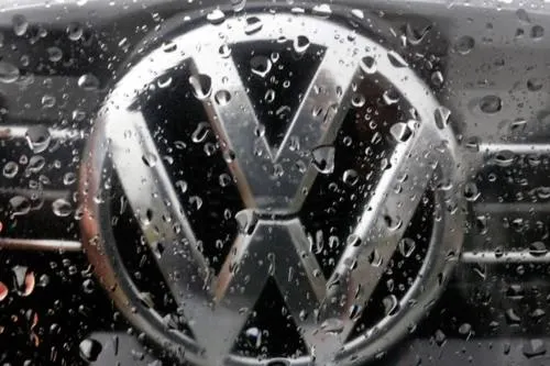 Investigan a BMW, Daimler y VW por cártel en el desarrollo de sistemas de emisiones