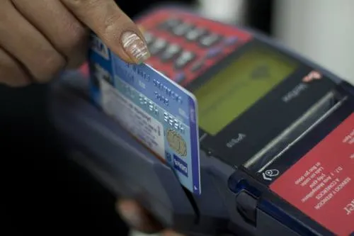 Alertan sobre nuevo método de fraude para clonar tarjetas de crédito