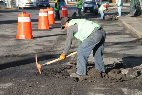 Anuncia Eduardo Rivera incremento de cuadrillas de bacheo