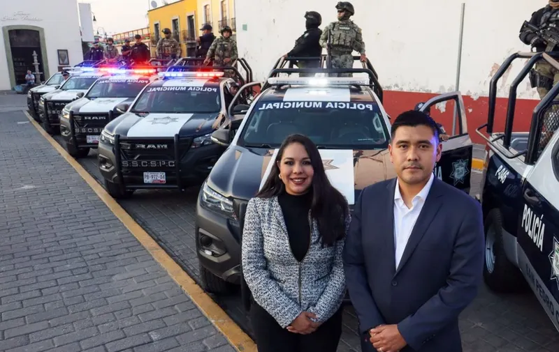 sp-cholula-entrega-patrullas