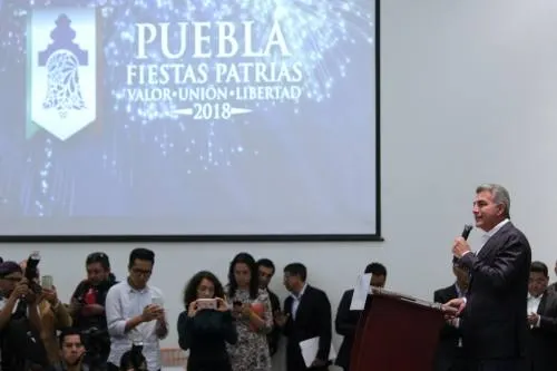 Festividades Patrias en Puebla contarán con espectáculo aéreo de la Sedena: Tony Gali