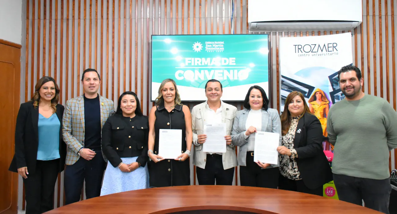 Signaron convenio de colaboración gobierno de Texmelucan y TROZMER Centro Universitario