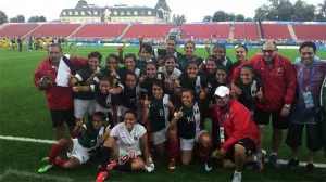 Tri femenil en busca del oro contra Inglaterra