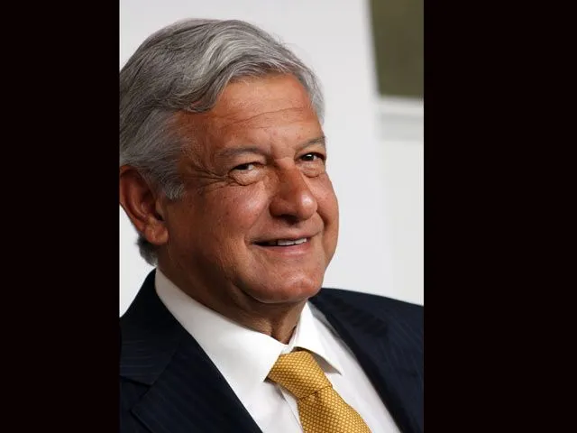 Apoyo de Fox a Peña Nieto es una canallada: AMLO