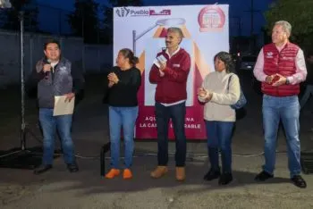 Moderniza Ayuntamiento de Puebla 101 luminarias en la colonia Alseseca