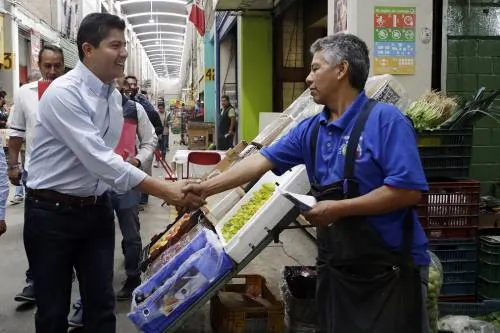 Dispuesto Rivera Pérez a dialogar con comerciantes informales