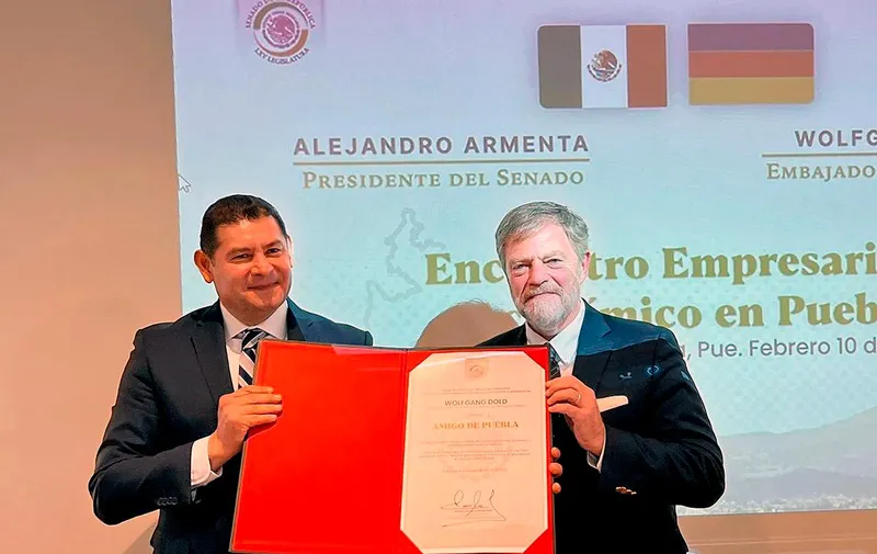 Alejandro Armenta, presidente del Senado de la República, y Wolfgang Dold, embajador de la República Federal Alemana en México. Foto: Especial