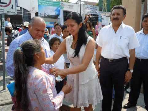 Aplaude Denisse Ortiz promoción de gastronomía típica poblana