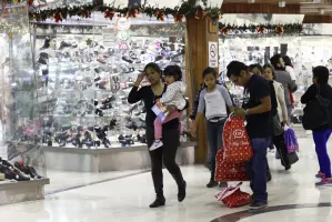 Anuncian comerciantes del centro histórico ajuste del 5% a sus precios