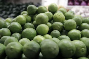 Estabilidad en precio del limón, esperanza para restauranteros
