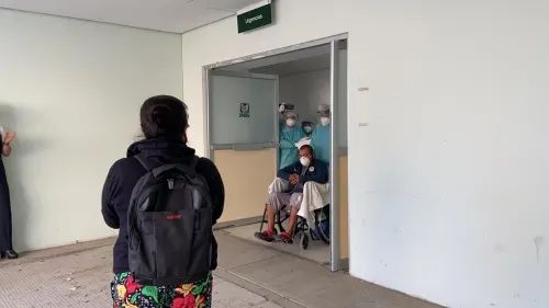 Hospital General de Tehuacán da de alta a tercer paciente recuperado de COVID-19