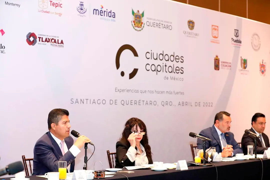 Eduardo Rivera Perez Accm Ciudades Capitales