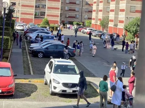 Sismo en pandemia… desalojan edificios en pijama y con cubrebocas