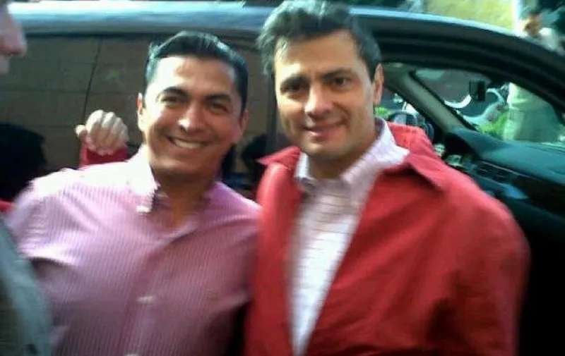 Delegado del CEN del PRI llama ratero a Arango