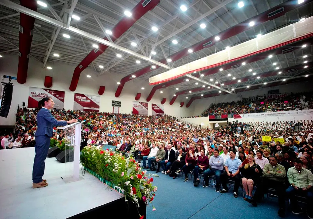 Claudia Sheinbaum, jefa de Gobierno de la Ciudad de México, durante su conferencia en el Gimnasio Nuevo León. Foto: Especial