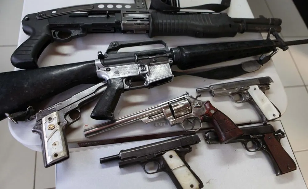 Localizan armas robadas a policías estatales ayer