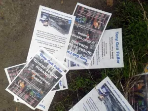 Volantes con guerra sucia contra Gali se dejan ver en calles de la ciudad