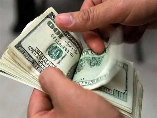 Dólar sube a 19.50 pesos en bancos, esta es la razón