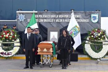 Dan el último adiós a policía asesinado en Coronango