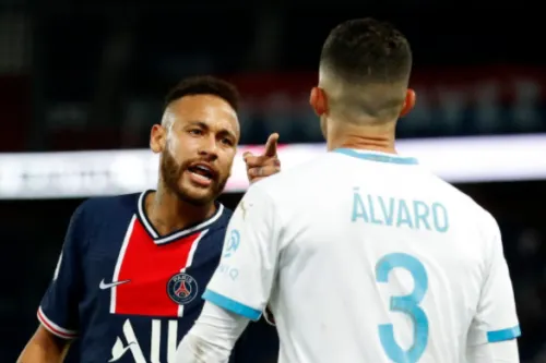 Neymar dice que recibió un insulto racista de un jugador del Olympique