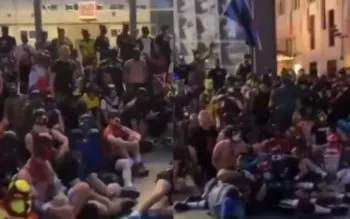Manifestantes piden ser identificados como “perros”, en Alemania