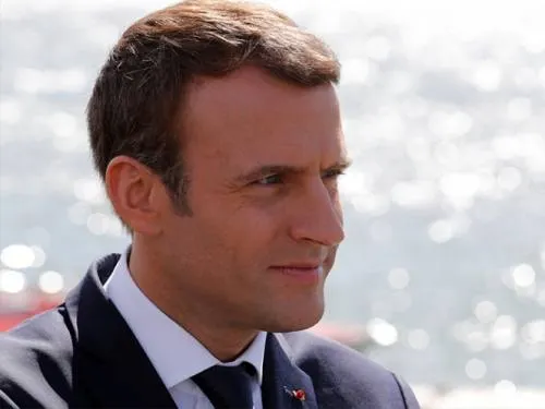 En tres meses de gestión, Macron pierde 14 puntos de aceptación